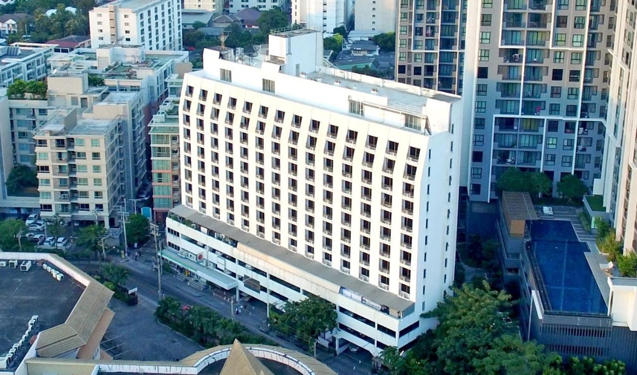 Watana Hotel Bangkok Zewnętrze zdjęcie