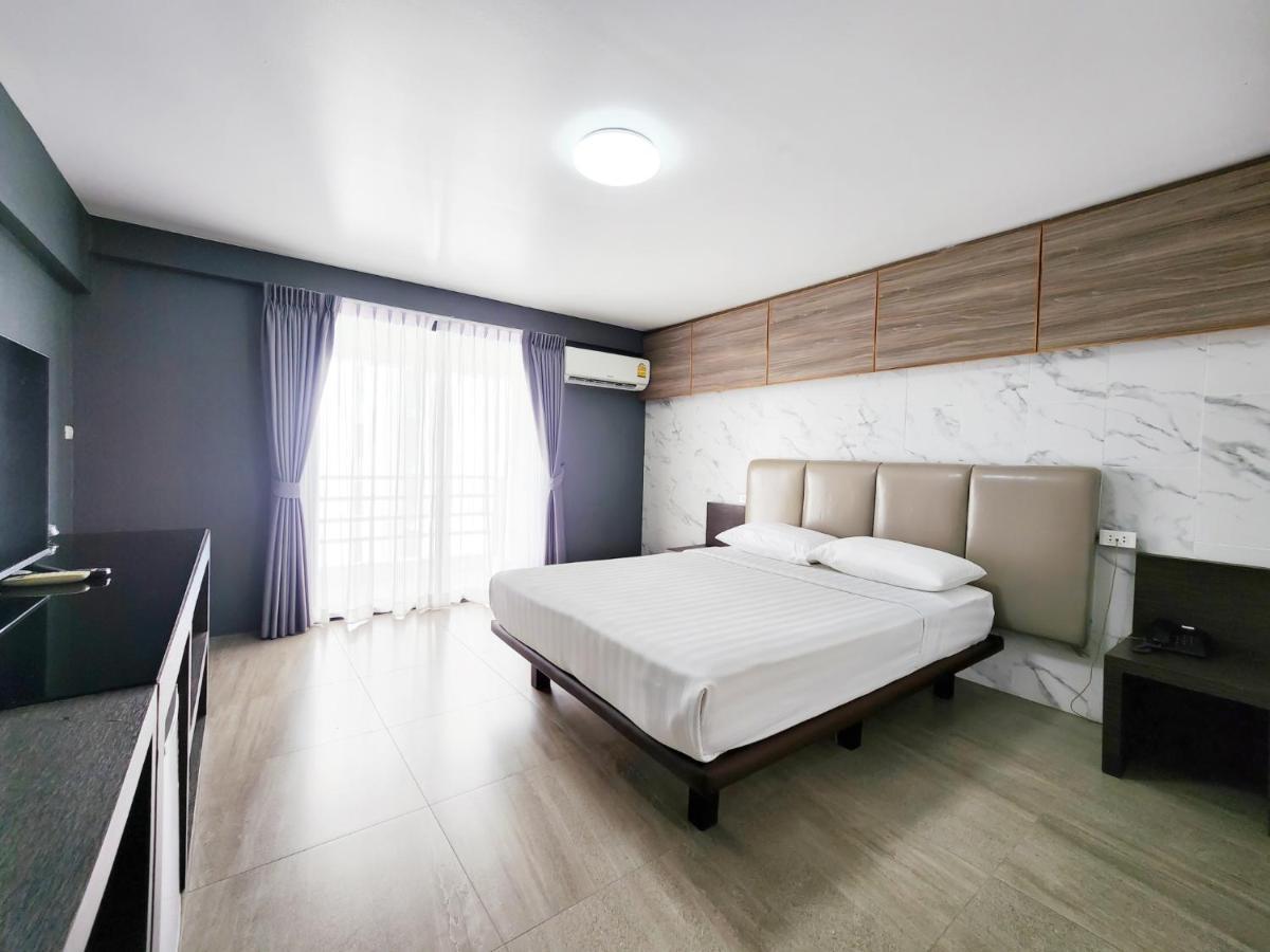 Watana Hotel Bangkok Zewnętrze zdjęcie
