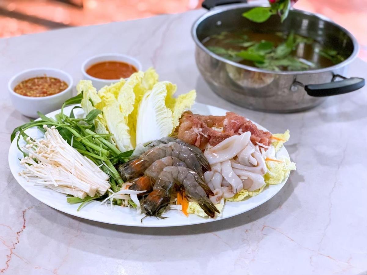 Watana Hotel Bangkok Zewnętrze zdjęcie